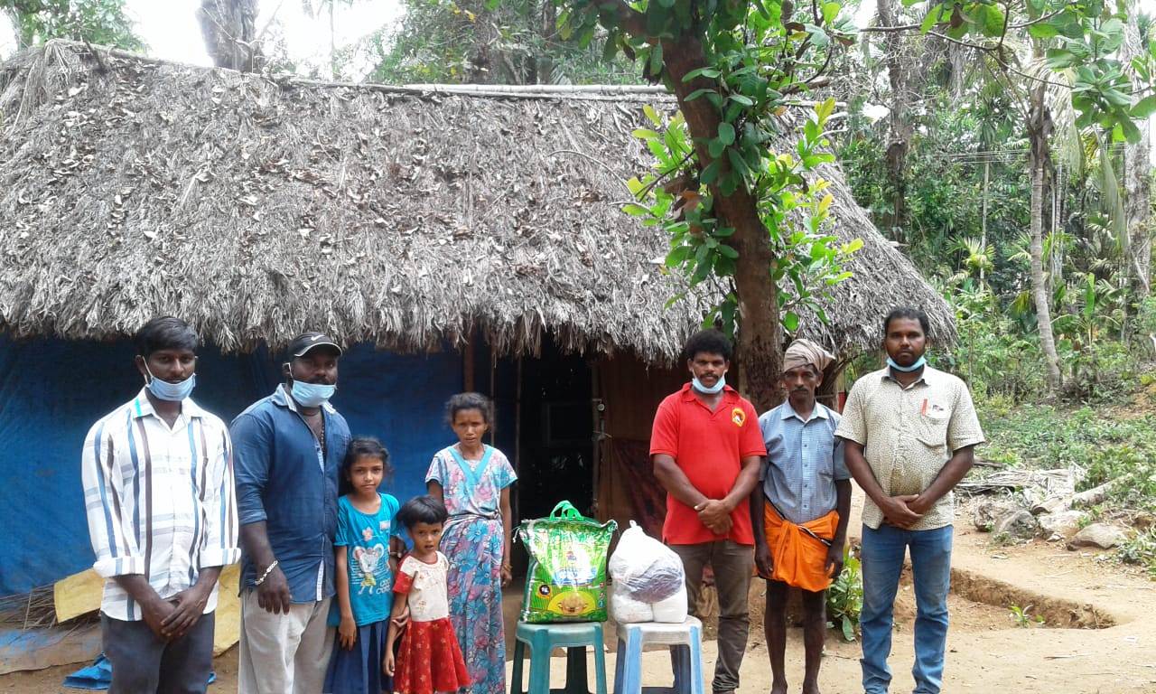 ಸೂರು ಕುಸಿಯುವ ಭೀತಿಯಲ್ಲಿ ಪಟ್ರಮೆಯ ಬಡ ಕುಟುಂಬ: ಸಣ್ಣ ಮಕ್ಕಳೊಂದಿಗೆ ಅಸಹಾಯಕ ತಾಯಿ