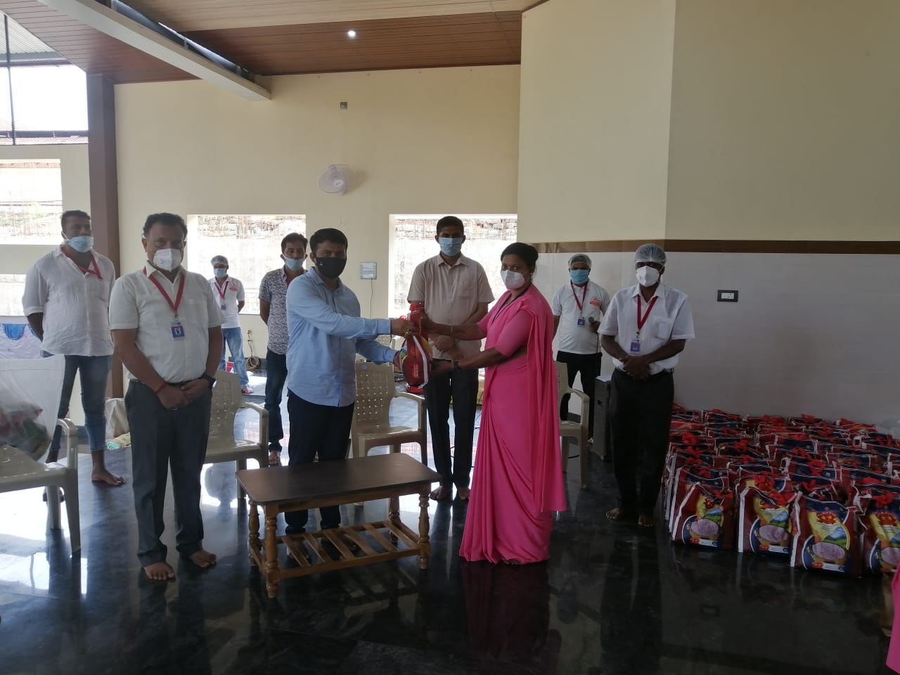 ಉಜಿರೆ ಗ್ರಾಮದ ಆಶಾ ಕಾರ್ಯಕರ್ತೆಯರಿಗೆ ಆಹಾರಧಾನ್ಯದ ಕಿಟ್ ವಿತರಣೆ