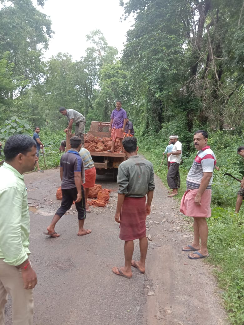 ಹುತಾತ್ಮ ಯೋಧರಿಗೆ ವಿನೂತನ ರೀತಿಯಲ್ಲಿ ಶ್ರದ್ದಾಂಜಲಿ