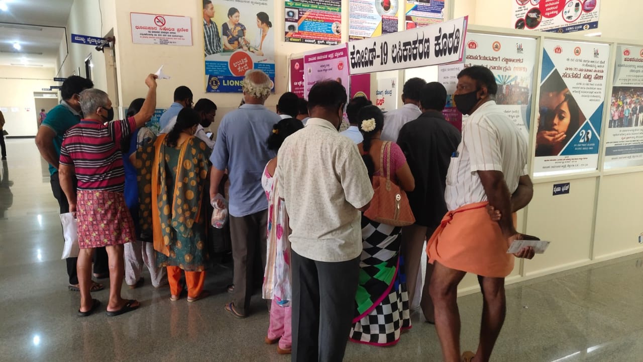 ಬೆಳ್ತಂಗಡಿ ಸರಕಾರಿ ಆಸ್ಪತ್ರೆಯಲ್ಲಿ ಲಸಿಕೆಯೊಂದಿಗೆ ಕೊರೋನಾ ಉಚಿತ