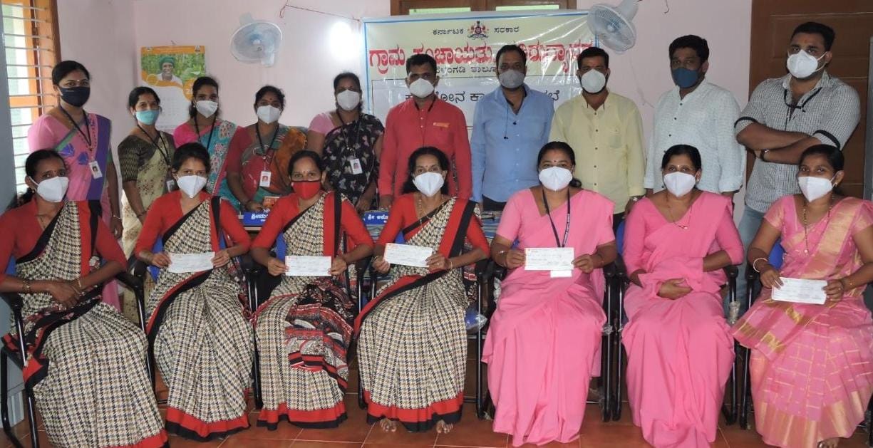 ಕೋರೋನ ವಾರಿಯರ್ಸ್ಗೆ ಗೌರವಧನ ಹಾಗೂ ಪರಿಕರ ಕೊಡುಗೆ