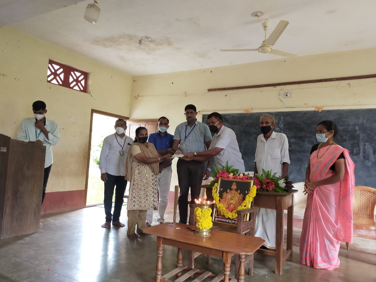 ಸ್ವಸಹಾಯ ಸಂಘಗಳಿಗೆ ಲಾಭಾಂಶ ಹಂಚಿಕೆ