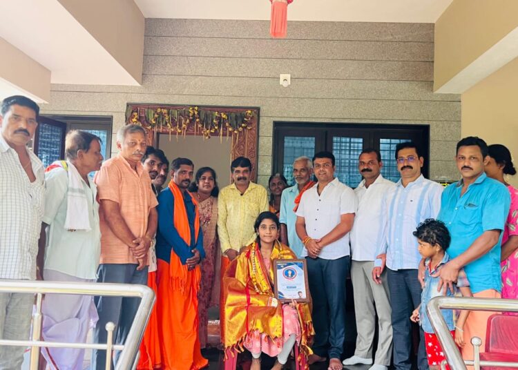 ಎಸ್‌ಎಸ್‌ಎಲ್‌ಸಿ   ಸಾಧಕಿ ತನುಶ್ರೀಗೆ   ಅಭಿನಂದನೆ