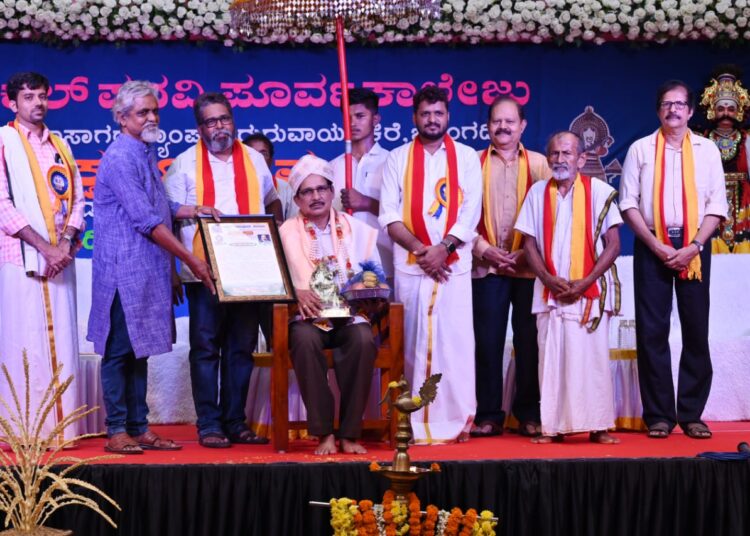 ಐತಿಹಾಸಿಕ ಸಂಶೋಧನೆಗಾಗಿ ಡಾ. ಉಮಾನಾಥ ಶೆಣೈ ಅವರಿಗೆ ಸಮ್ಮಾನ