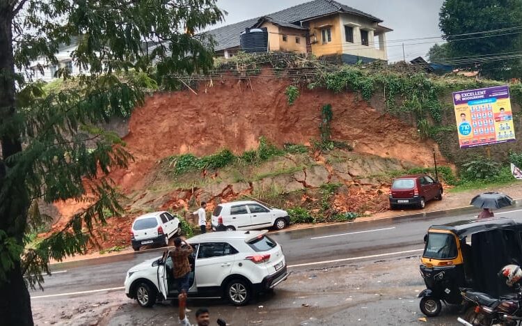 ವೇಣೂರು ಗ್ರಾ.ಪಂ. ಕಛೇರಿ ಅಪಾಯದಲ್ಲಿ