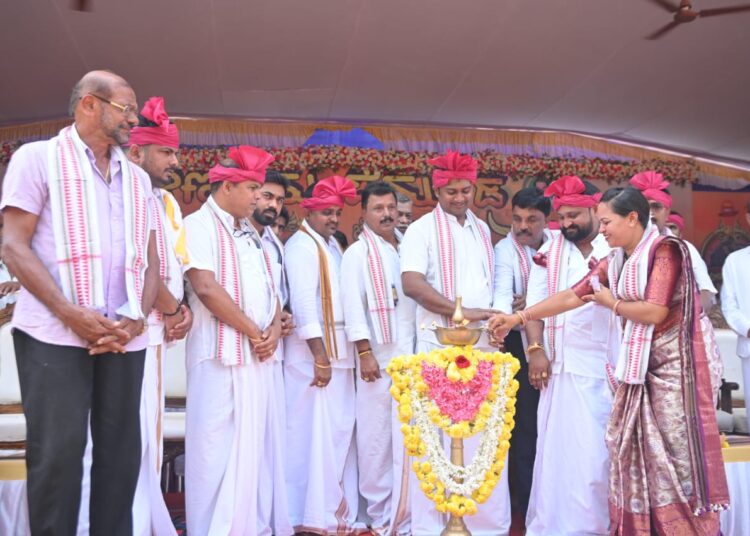 32ನೇ ವರ್ಷದ ವೇಣೂರು ಪೆರ್ಮುಡ ಕಂಬಳ ಉದ್ಘಾಟನೆ