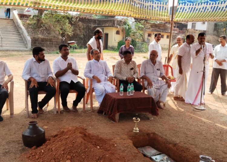 ತಾತ್ಕಾಲಿಕ ಭೋಜನಾ ಶಾಲೆ ನಿರ್ಮಾಣಕ್ಕೆ ಶಿಲಾನ್ಯಾಸ